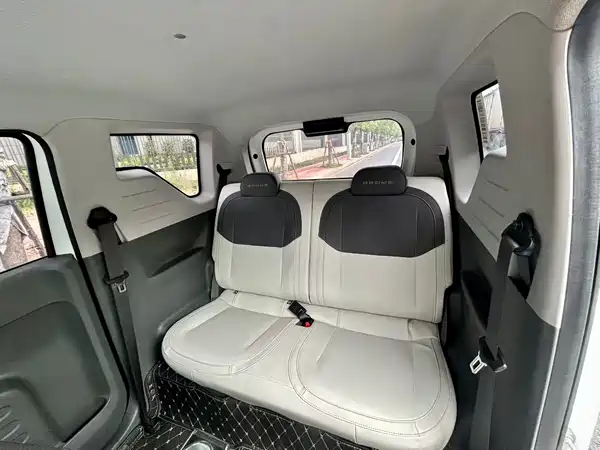 Geely Galaxy Panda 2024