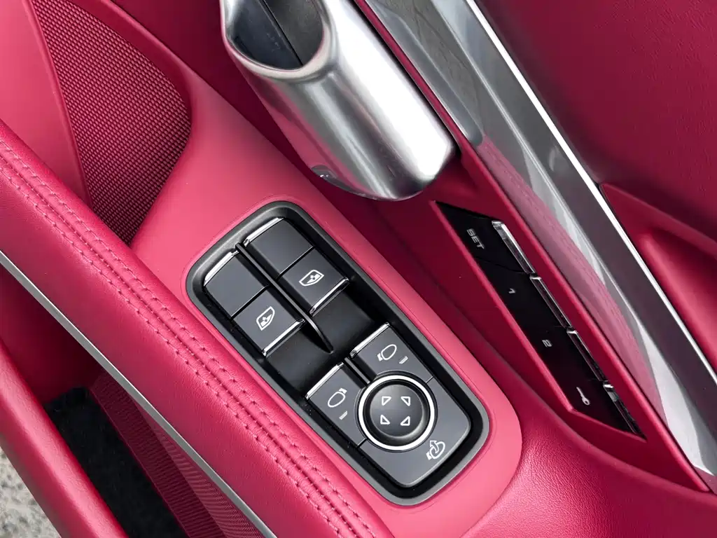 Porsche 718 2024 — фото 12