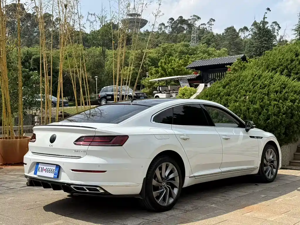 Volkswagen CC 2022 — фото 10