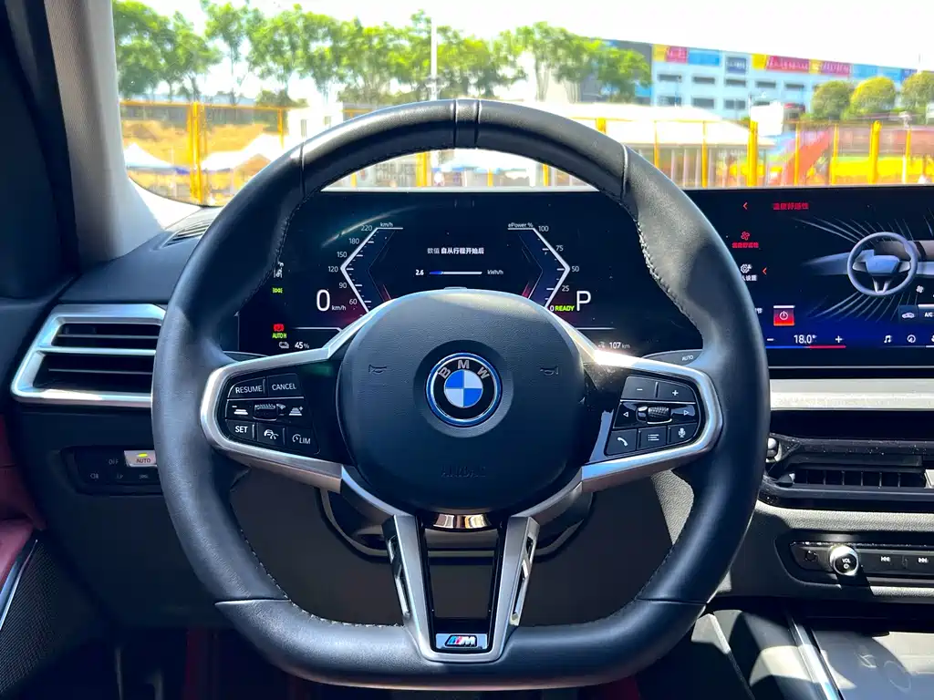 BMW i3 2024 — фото 10