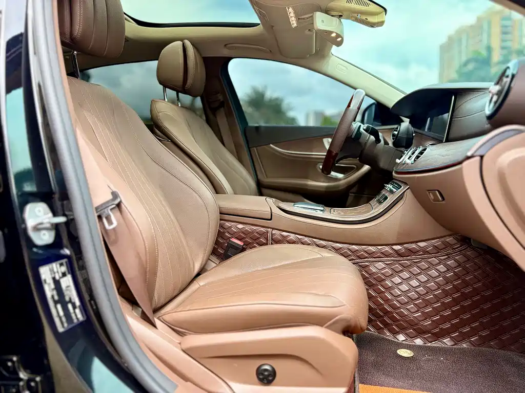 Mercedes-Benz E-Class 2019 — фото 8