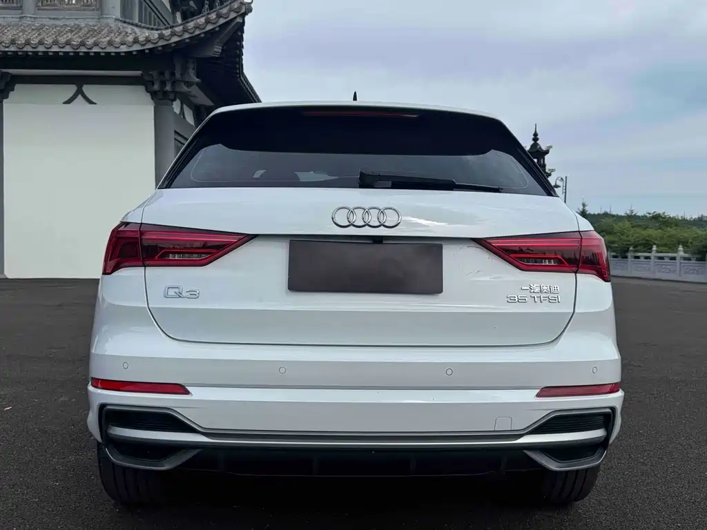 Audi Q3 2021