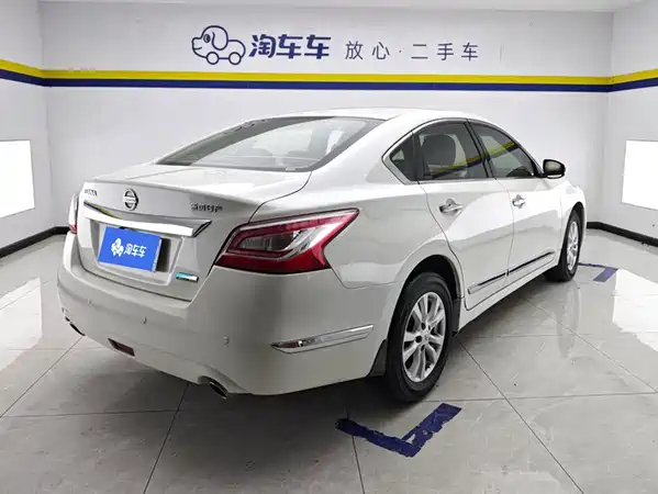 Nissan Teana 2015