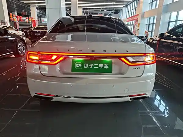 Lincoln Continental 2021