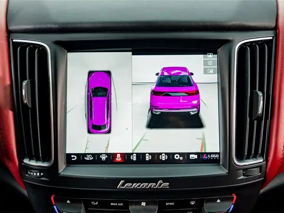 Maserati Levante 2017 — фото 11