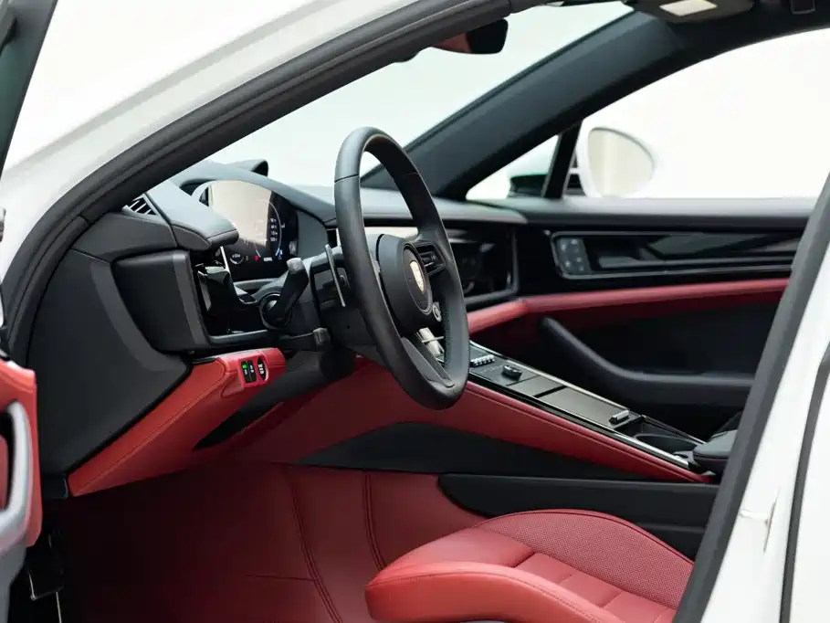 Porsche Panamera 2025 — фото 10