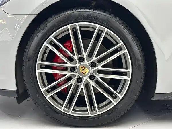 Porsche Panamera 2018