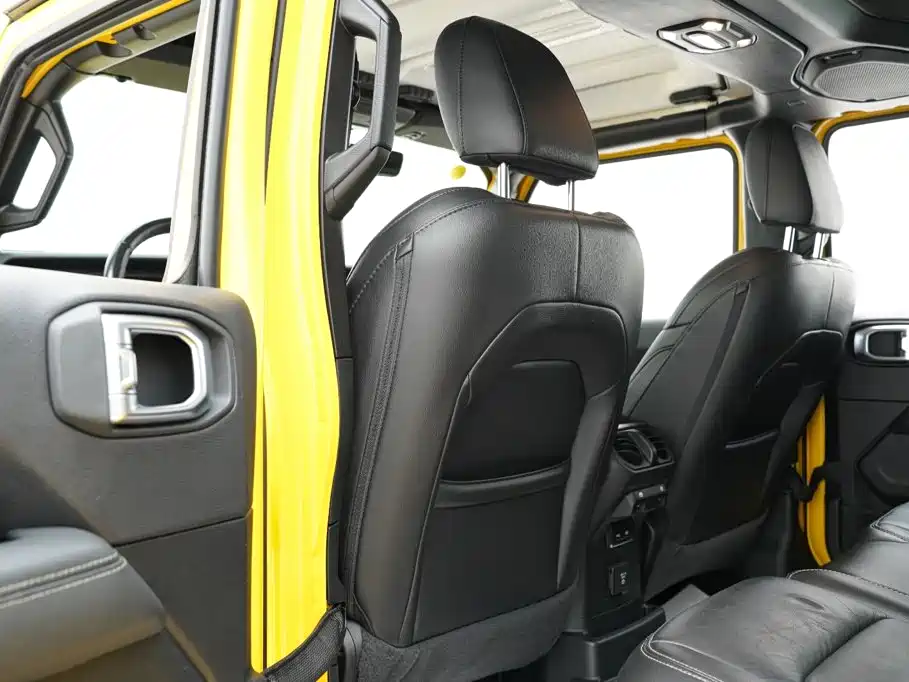 Jeep Wrangler 2021 — фото 10