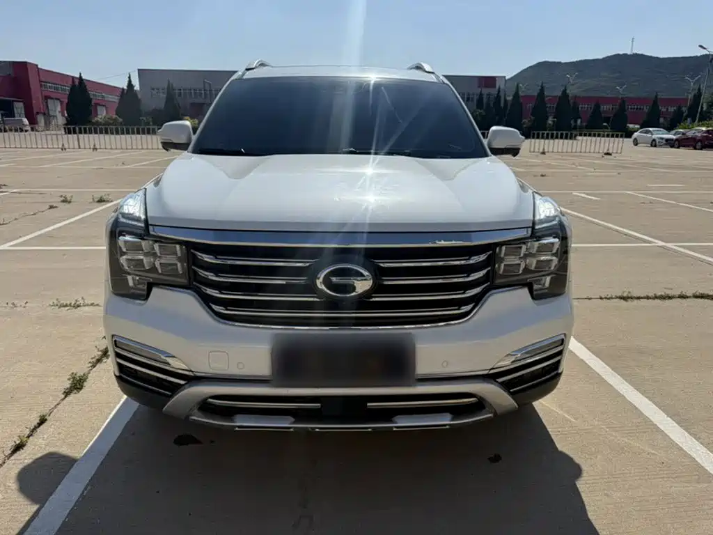 GAC Motor Trumpchi GS8 2017 — фото 11