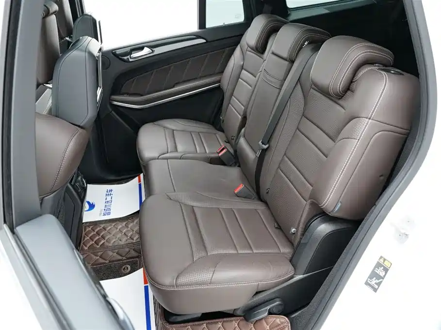 Mercedes-Benz GLS AMG 2018 — фото 14