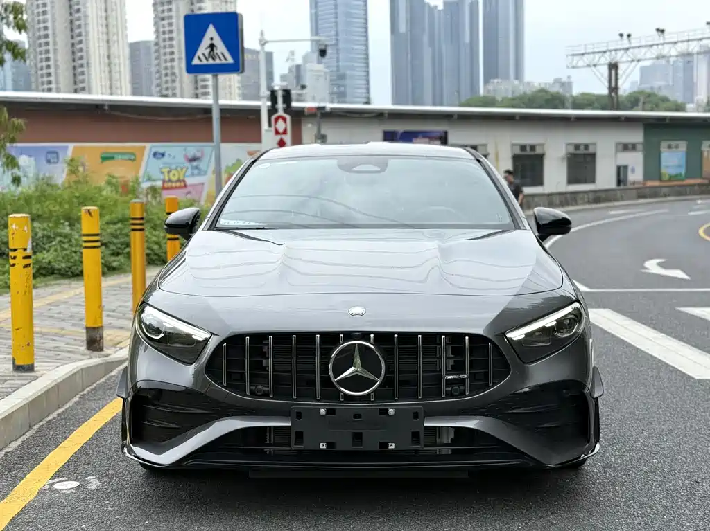 Mercedes-Benz A-Class AMG 2025 — фото 2