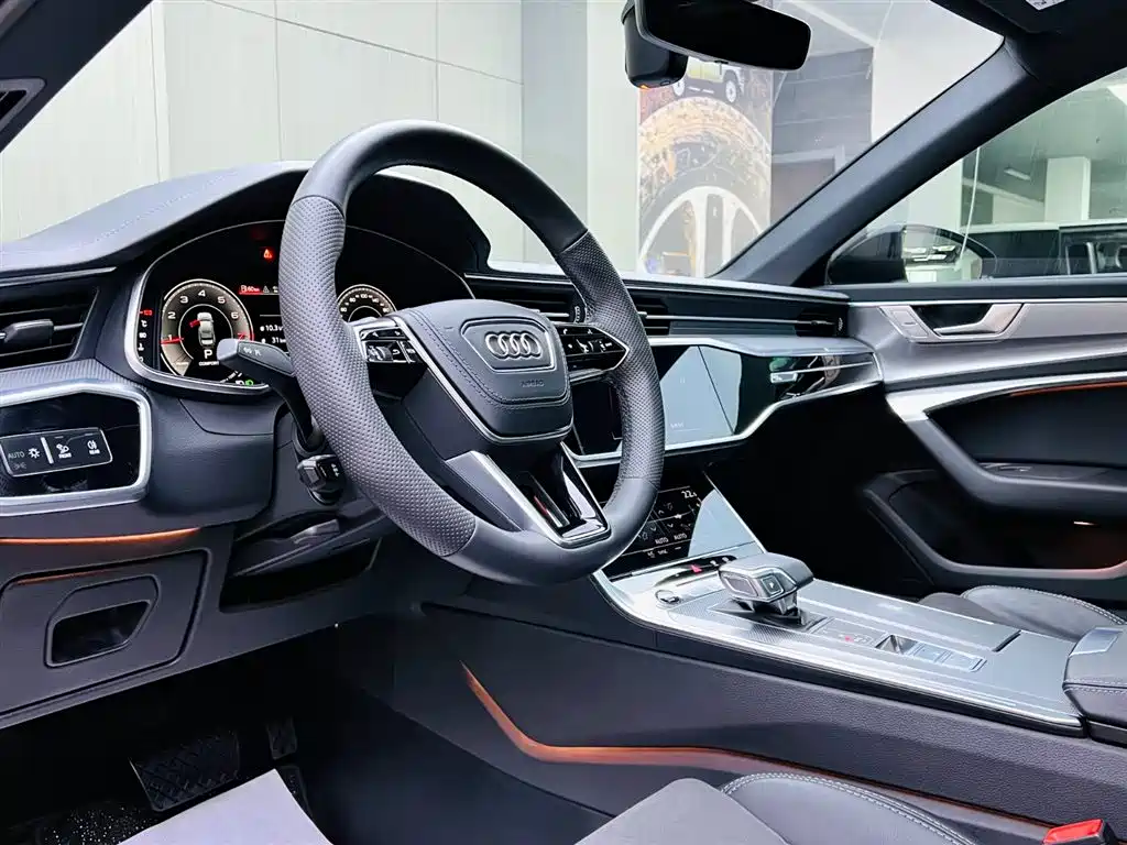Audi A6L 2023 — фото 8
