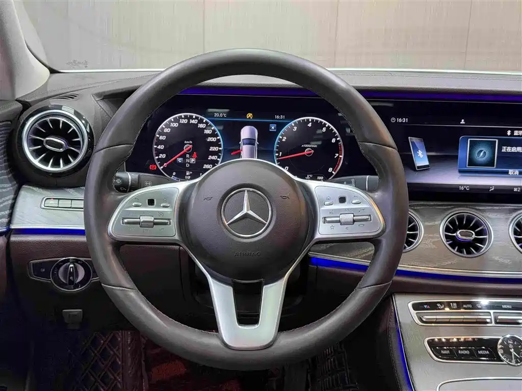 Mercedes-Benz CLS 2020 — фото 21