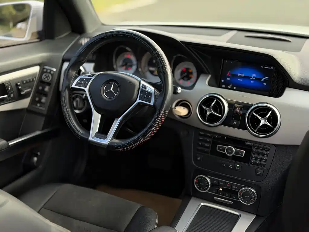 Mercedes-Benz GLK-Class 2015 — фото 31
