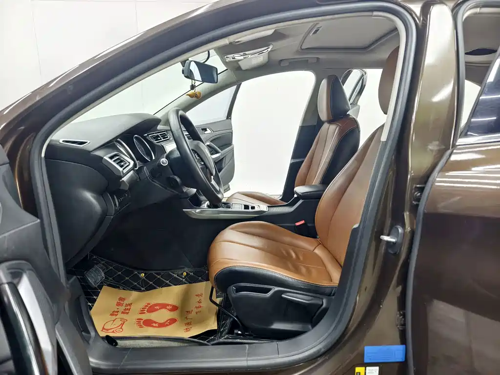 Peugeot 408 2015 — фото 11