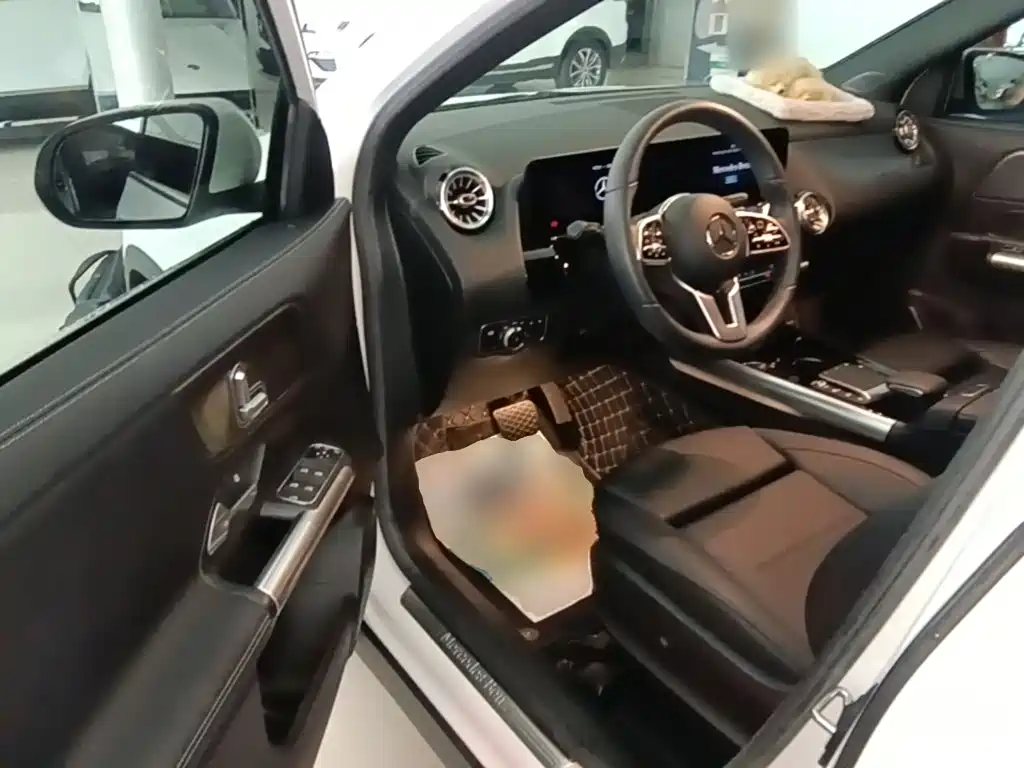 Mercedes-Benz GLA 2020 — фото 16