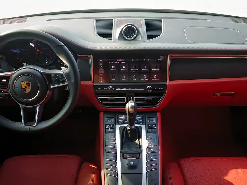 Porsche Macan 2020 — фото 16
