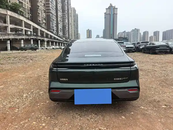 Geely Galaxy Starshine 8 2025