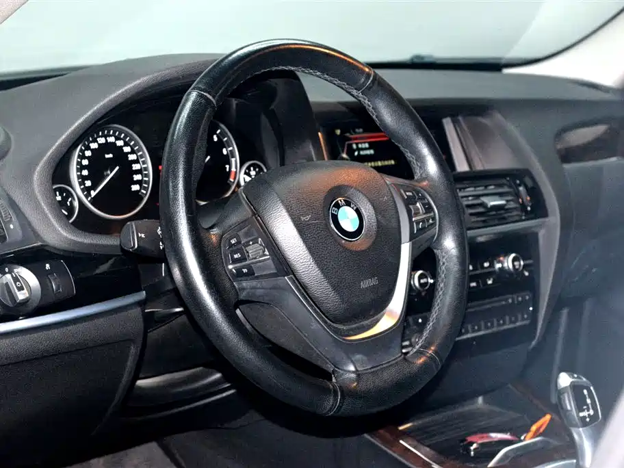 BMW X3 2016 — фото 8