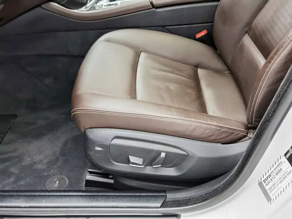 BMW 5 Series 2016 — фото 20