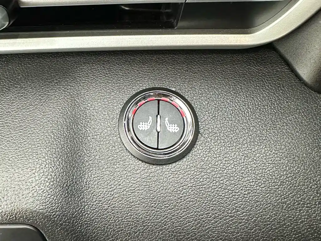 Hyundai Elantra 2023 — фото 15
