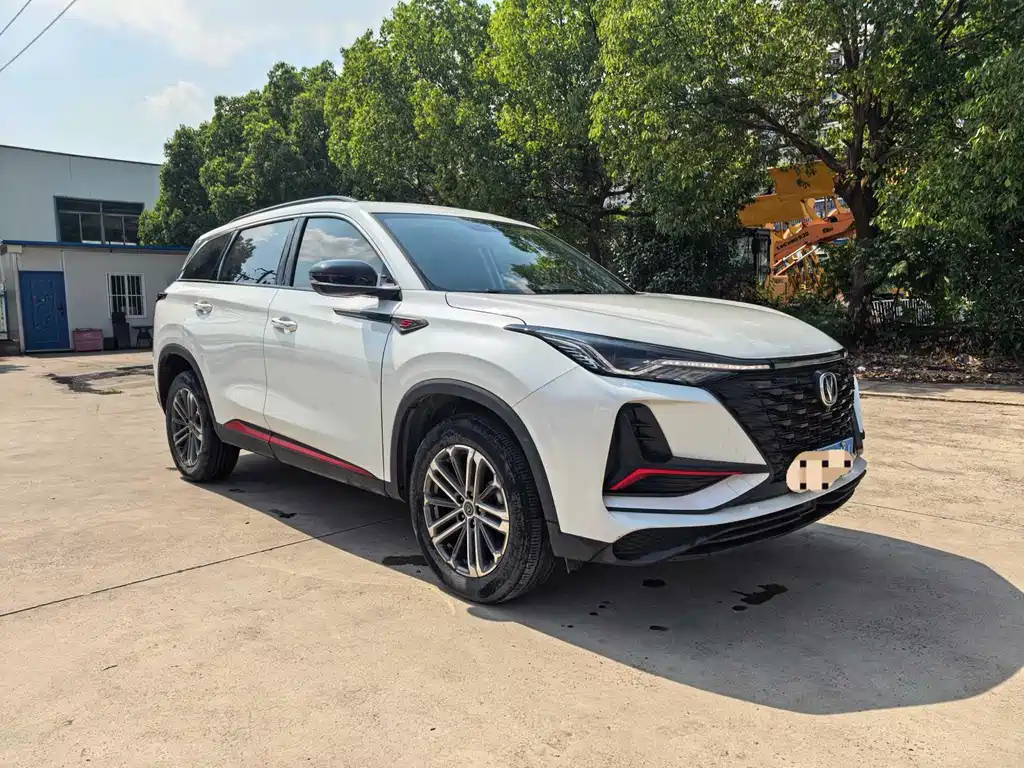 Changan CS75 PLUS 2022 — фото 3
