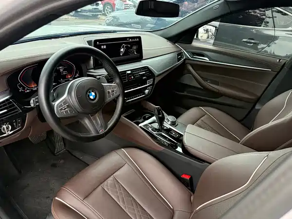 BMW 5 Series 2024