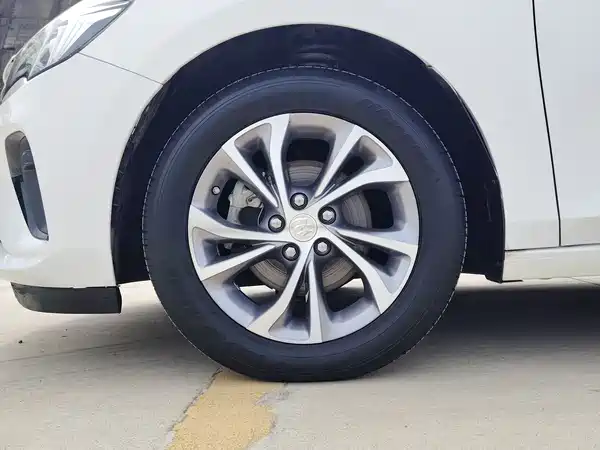 Buick Verano 2023