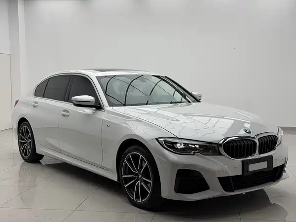 BMW 3 Series 2022
