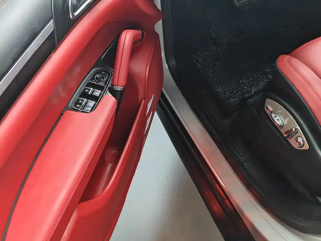 Porsche Cayenne 2013
