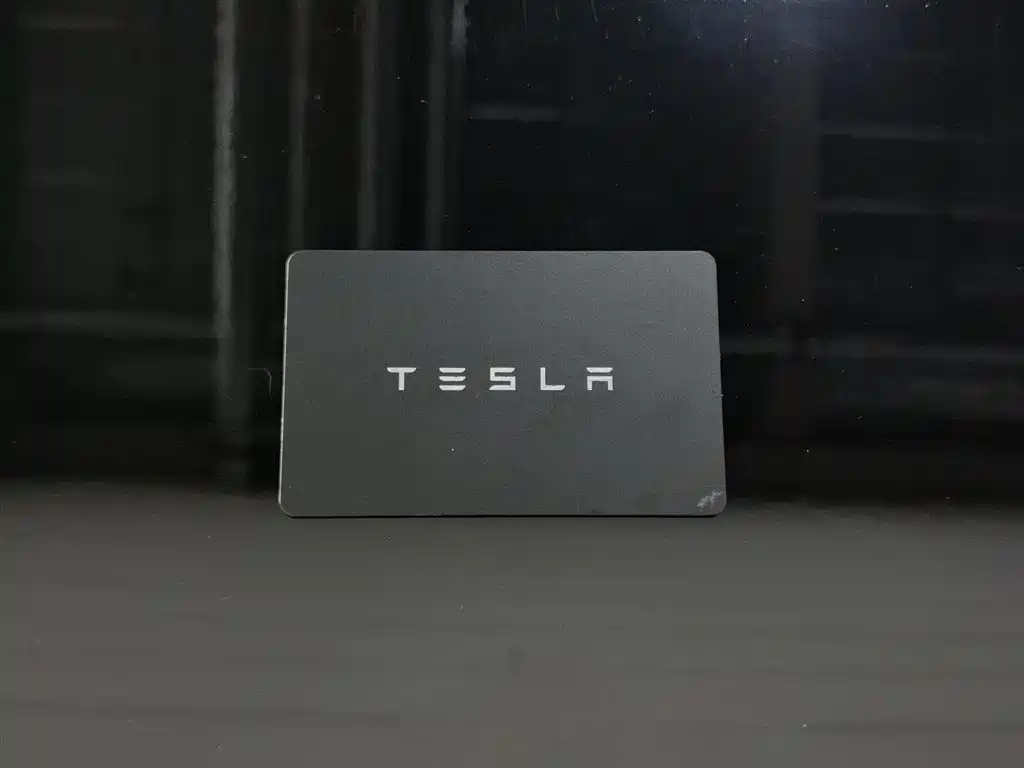 Tesla Model Y 2023 — фото 19