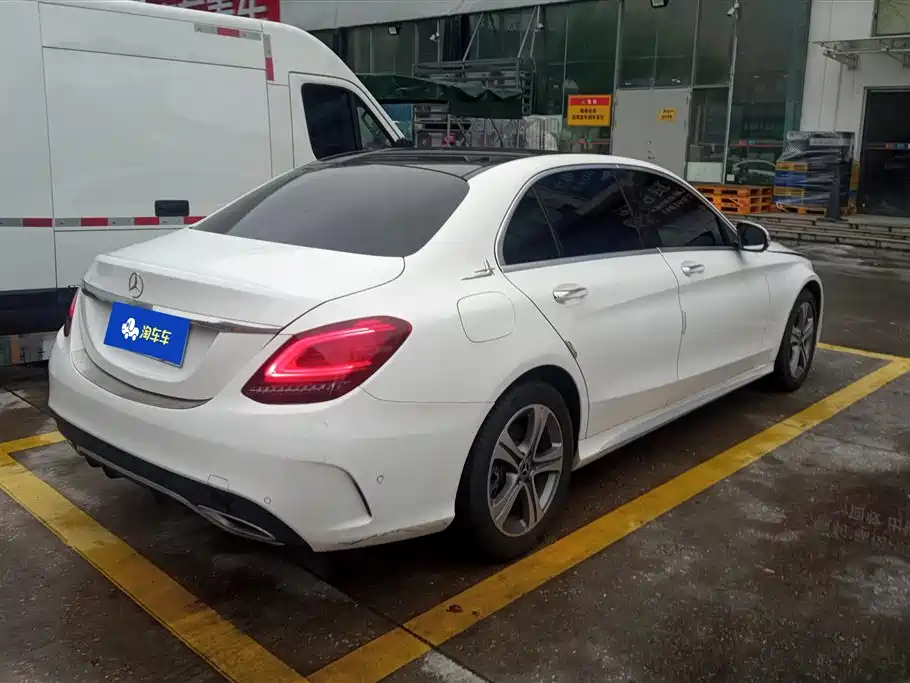 Mercedes-Benz C-Class 2020
