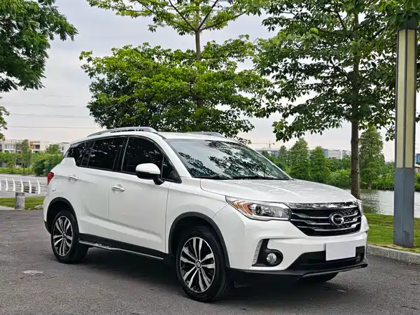GAC Trumpchi GS4 2016