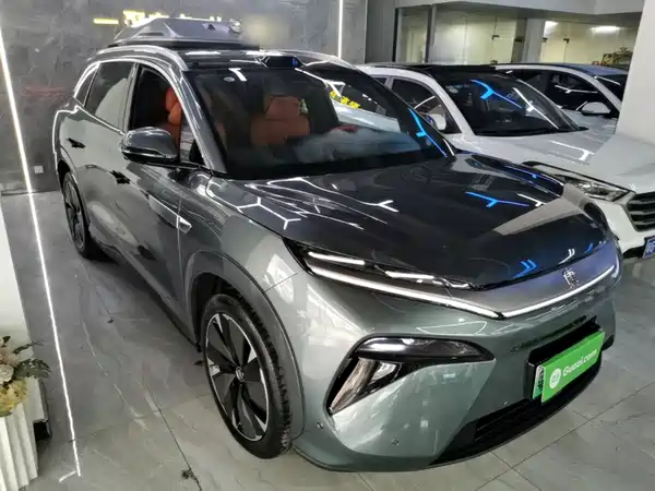 BYD Tang L 2025