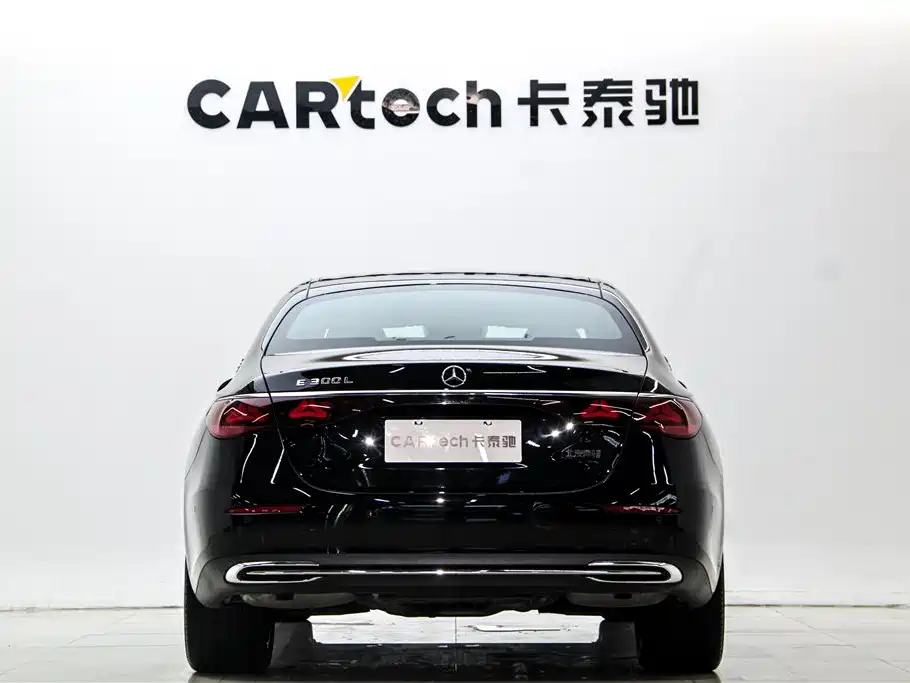 Mercedes-Benz E-Class 2024