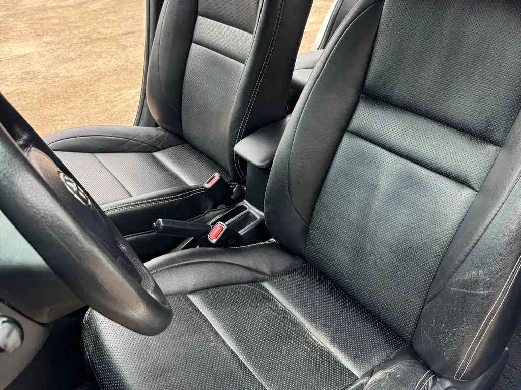 Toyota Yaris L 2018 — фото 13