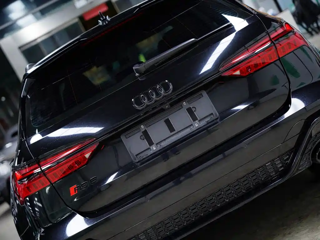 Audi RS 6 2024 — фото 9