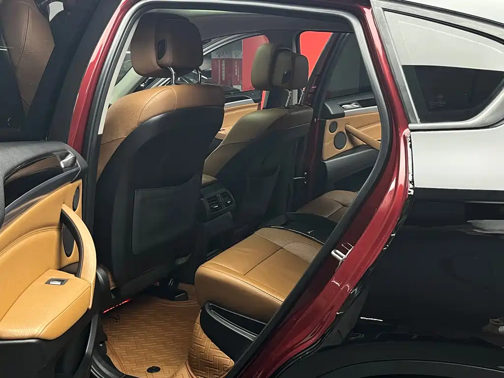 BMW X6 2013 — фото 12