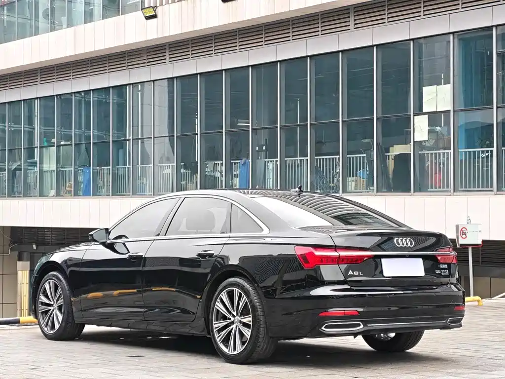 Audi A6L 2019 — фото 12