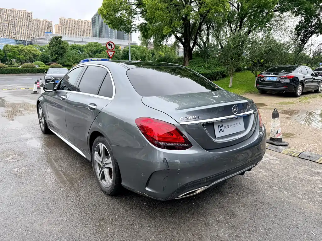 Mercedes-Benz C-Class 2019 — фото 14