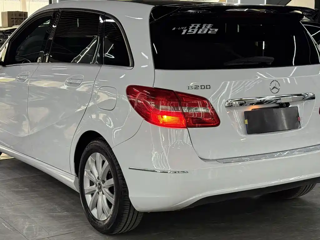 Mercedes-Benz B-Class 2014