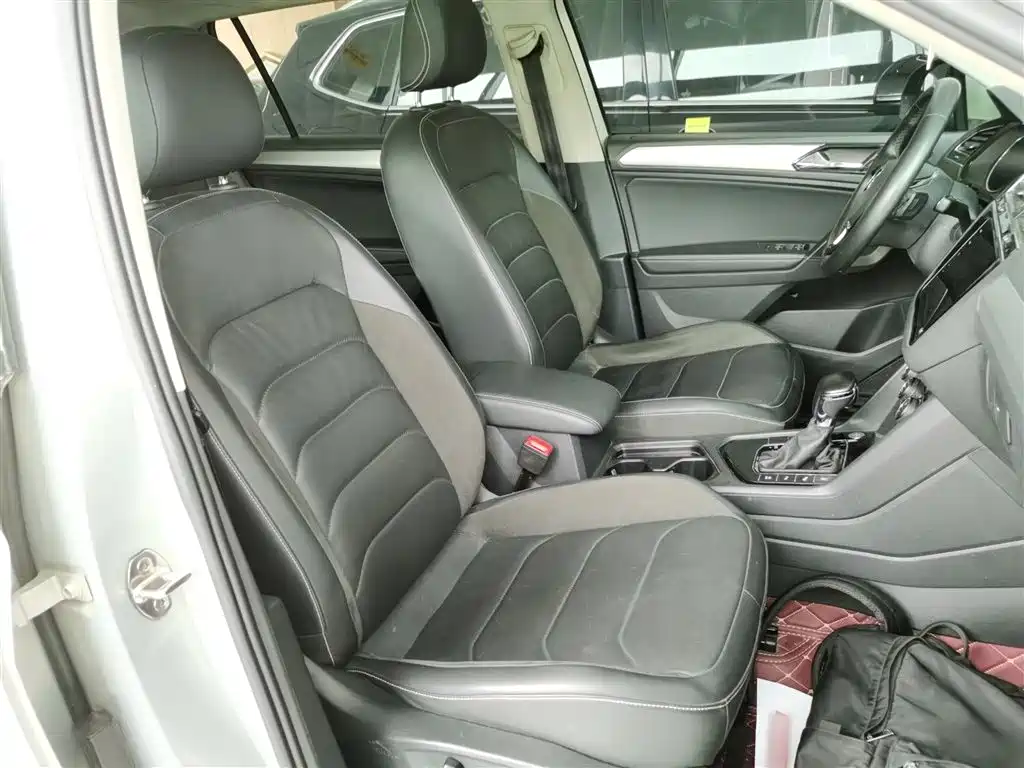Volkswagen Tiguan L 2020 — фото 25