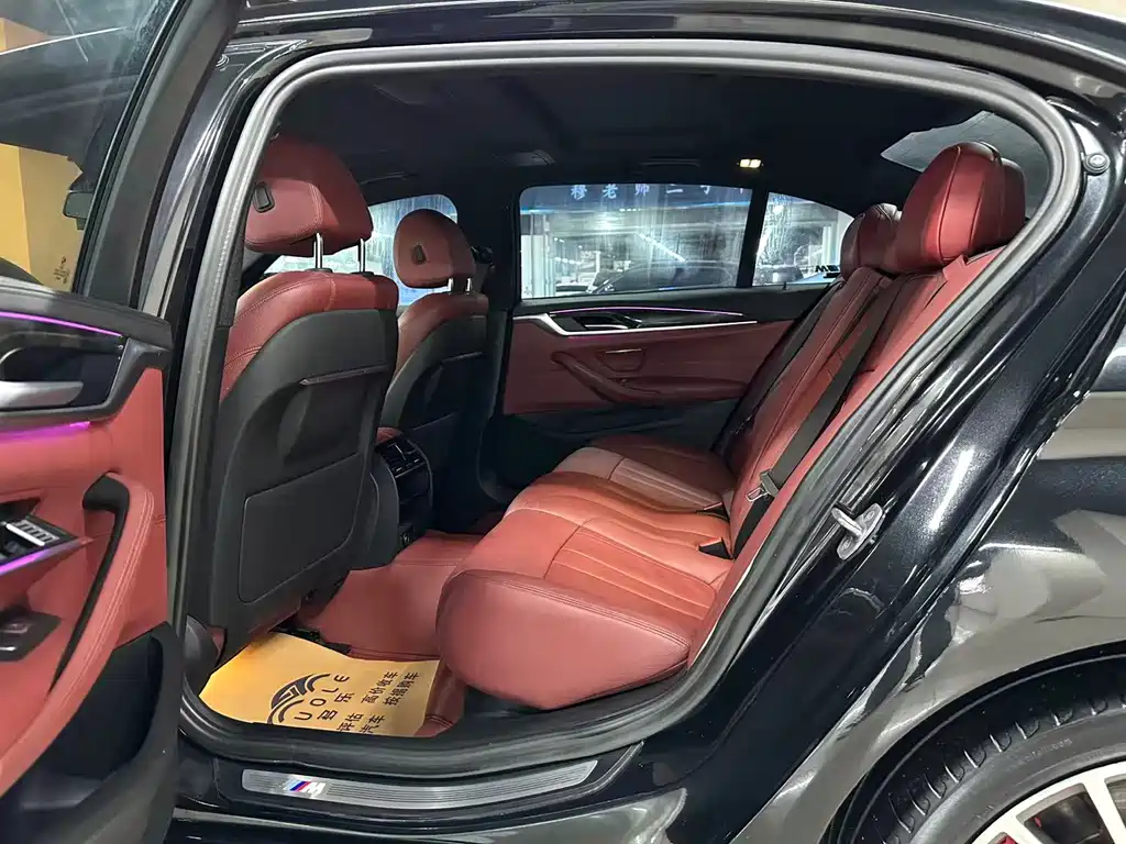 BMW 5 Series 2019