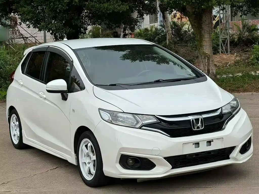 Honda Fit 2018 — фото 3