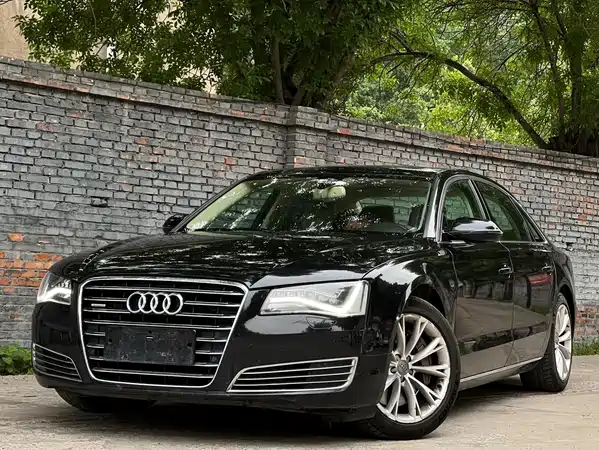 Audi A8 2013