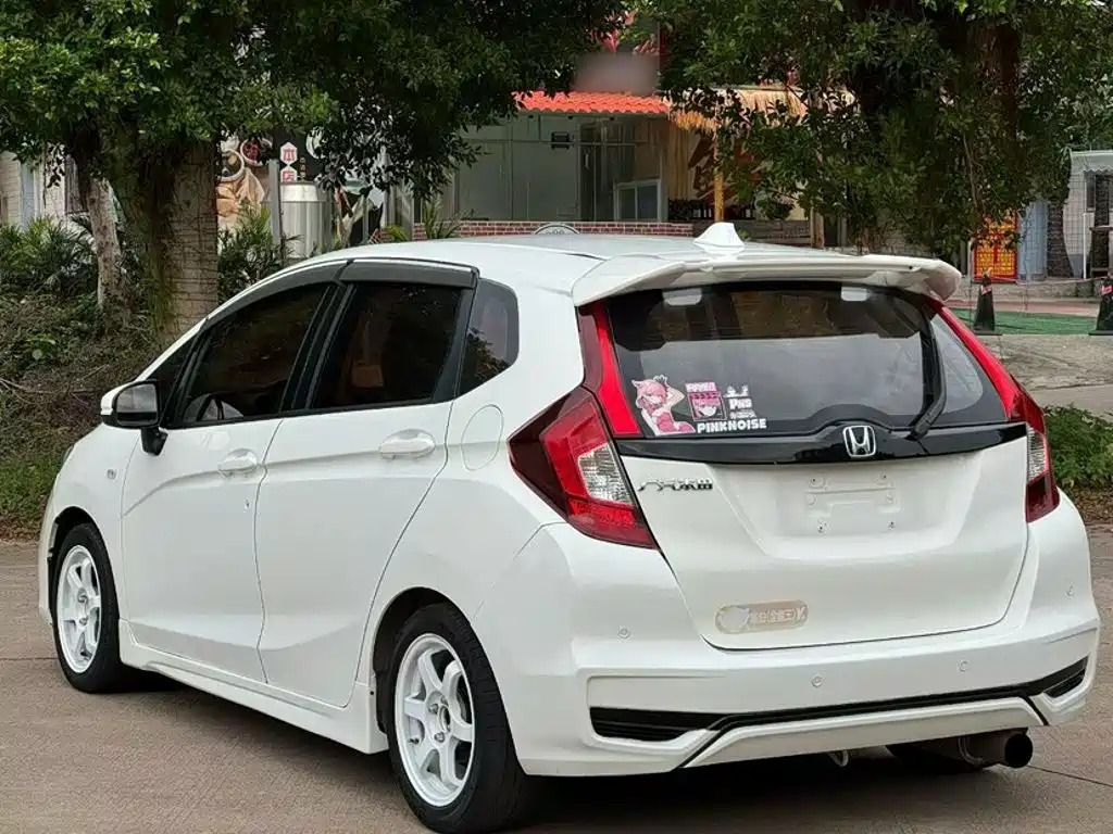 Honda Fit 2018 — фото 4