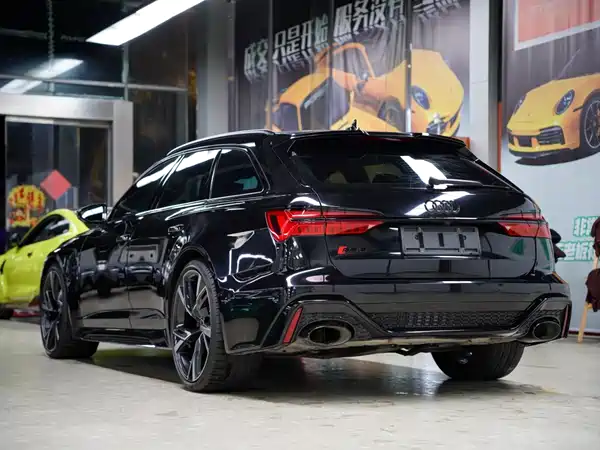 Audi RS 6 2024