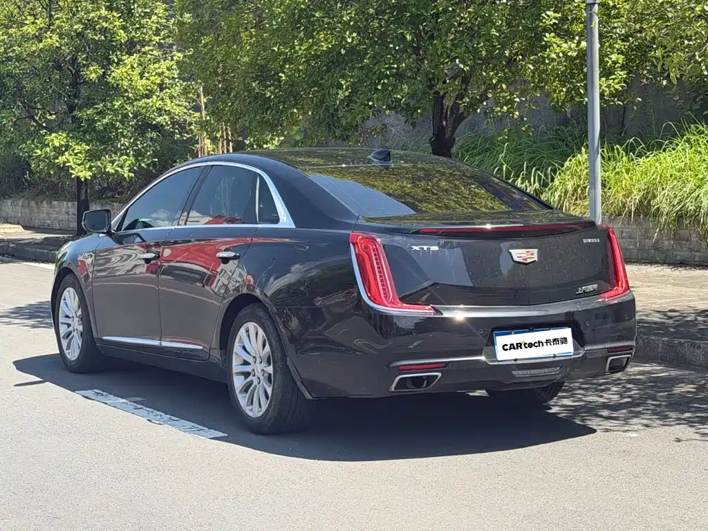 Cadillac XTS 2019 — фото 9