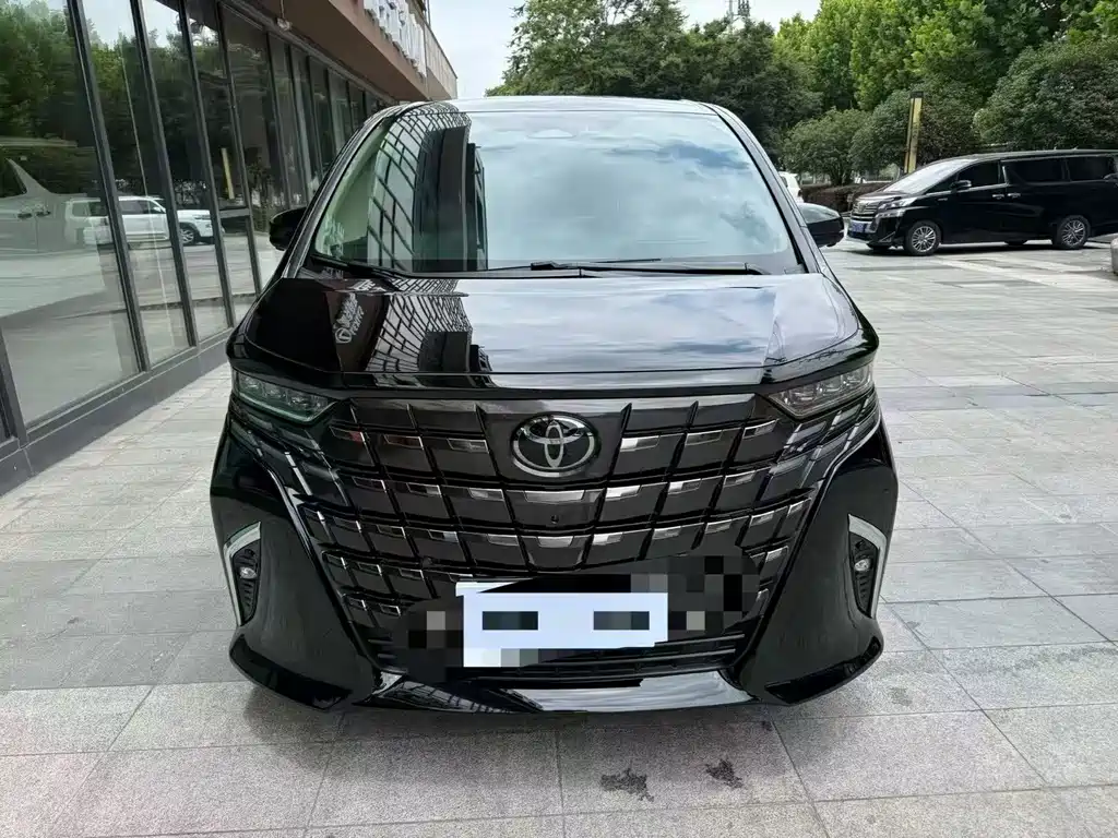 Toyota Alphard 2024 — фото 2