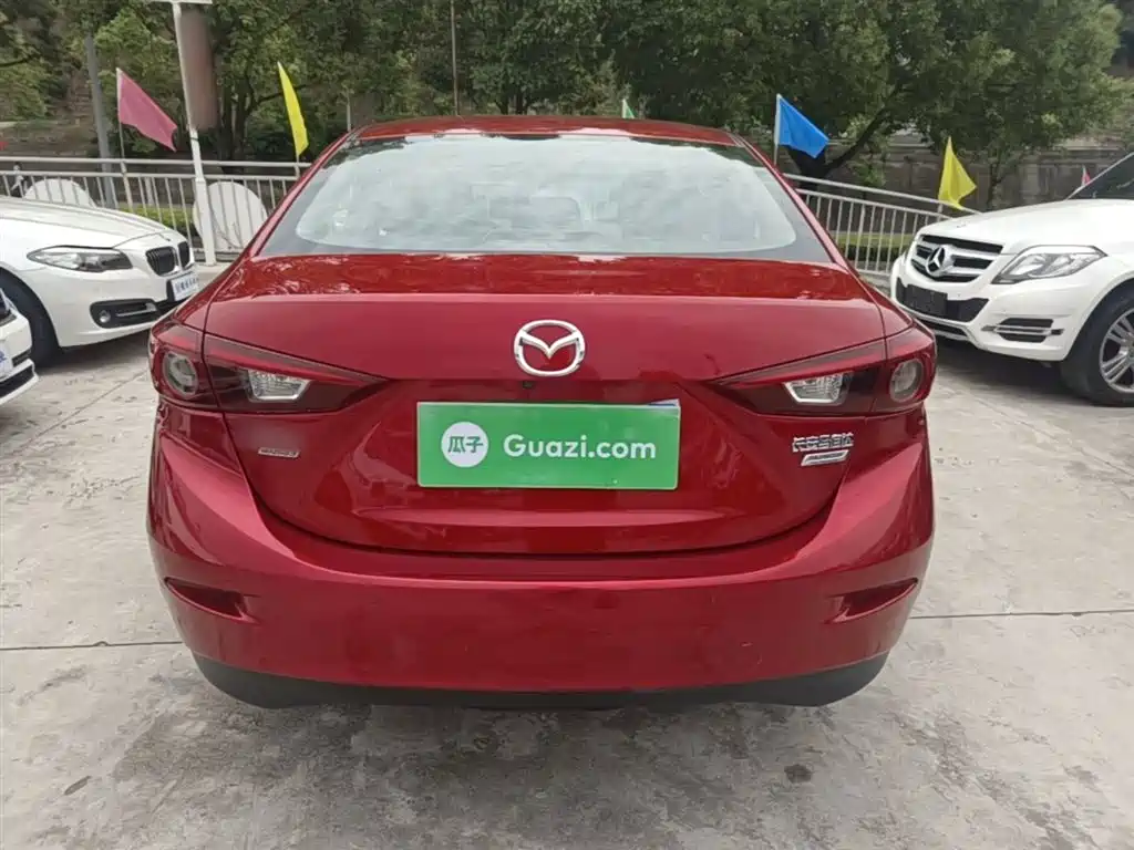 Mazda 3 Axela 2018 — фото 6
